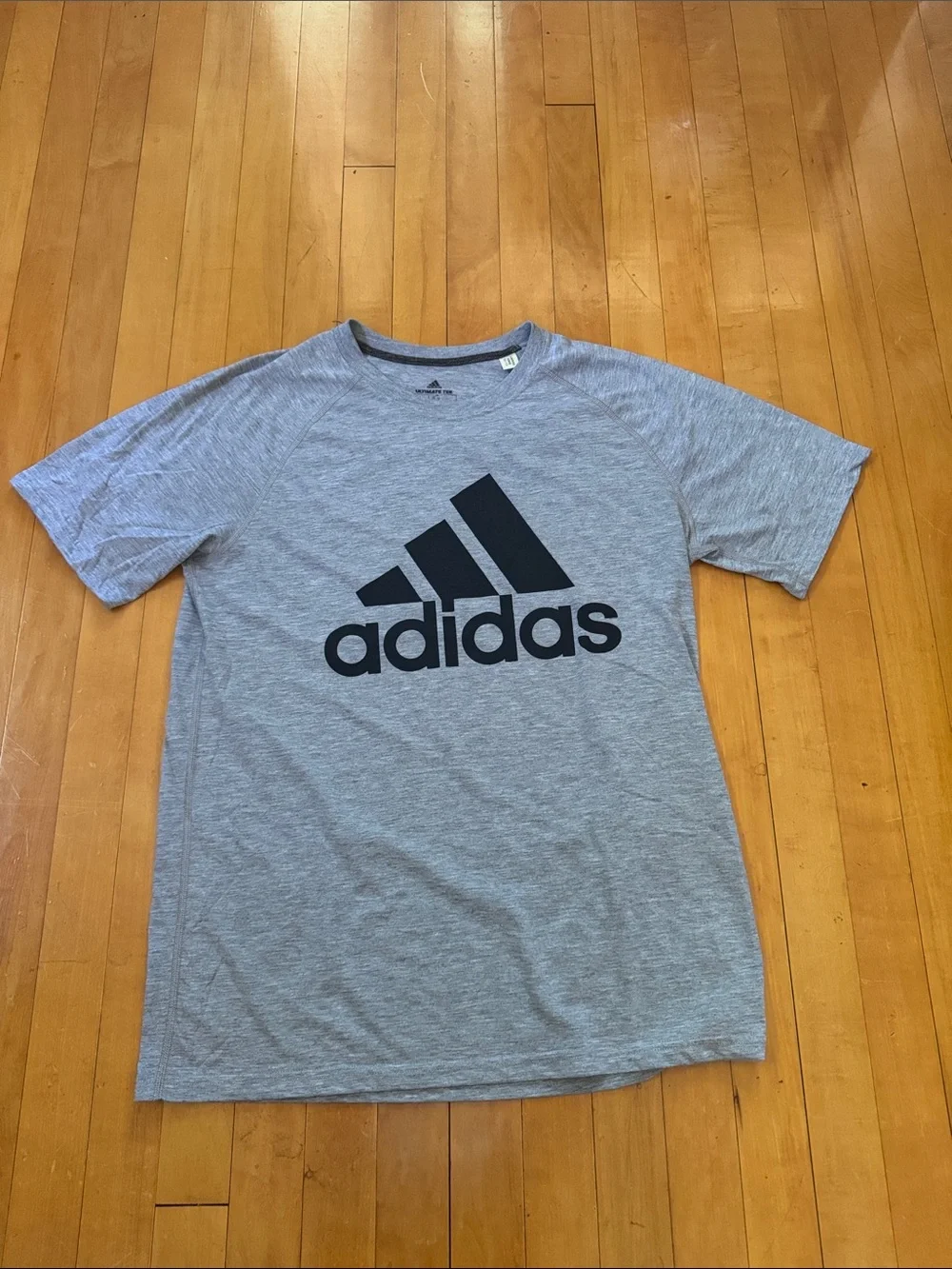 adidas ultimate big logo grey Crew Neck Tee men’s L